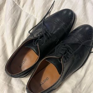 Men’s shoes size 8
